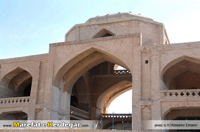 مسجد تاریخی خسرو