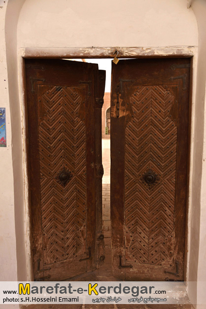 درب قدیمی مسجد