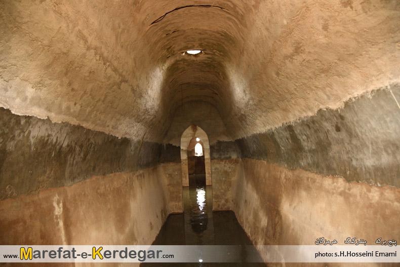 آب انبارهای بندرکنگ آب انبارهای بندرکنگ