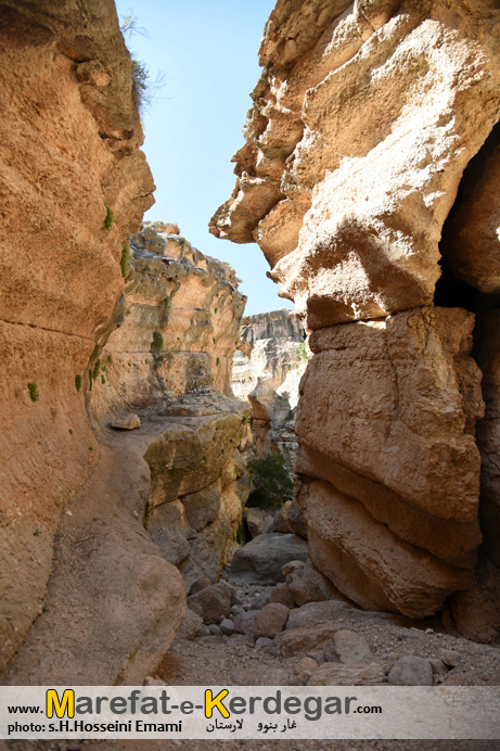 غارهای لارستان