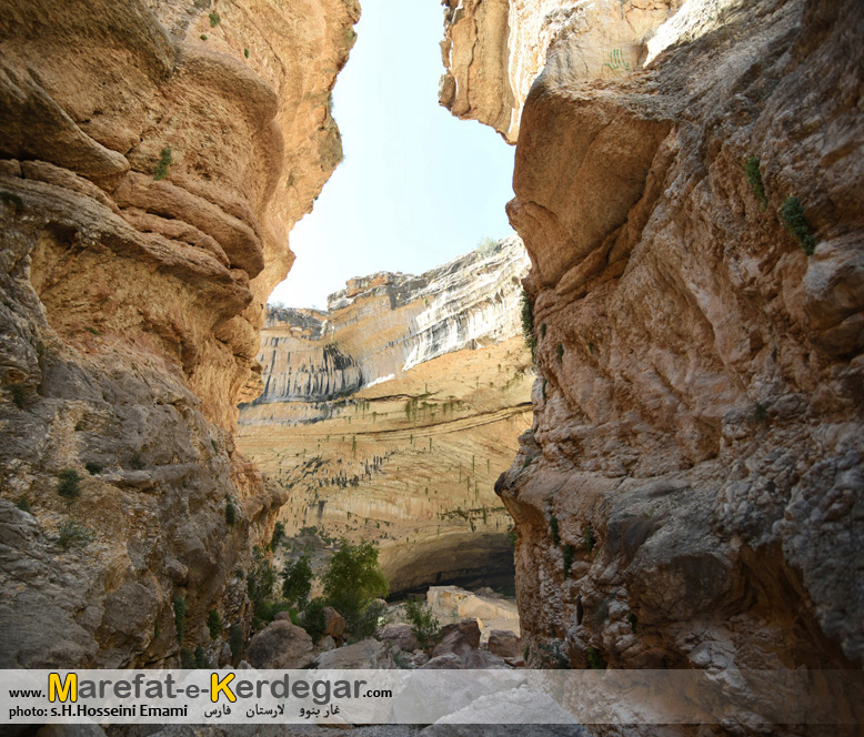 غارهای باستانی فارس